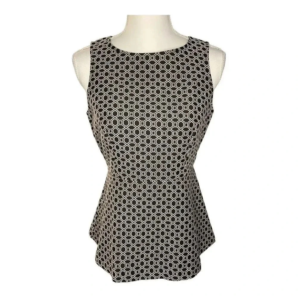 Banana Republic‎ Petite Size 6 Black & White Geometric Pattern Sleeveless Peplum